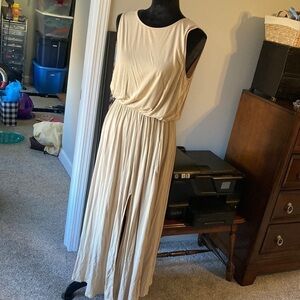 Mazik size small goddess dress in light chestnut brown Pockets !!